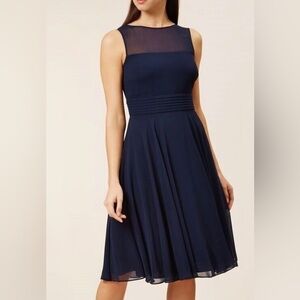 Elegant Navy Blue Sleeveless Dress